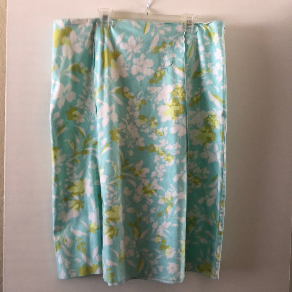 A line skirt